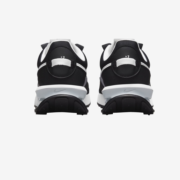 {Nike} Air Max pre-day sneaker - Picture 4 of 5